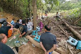 世体：伯纳乌球场广场地下将建地铁站，15分钟抵达机场